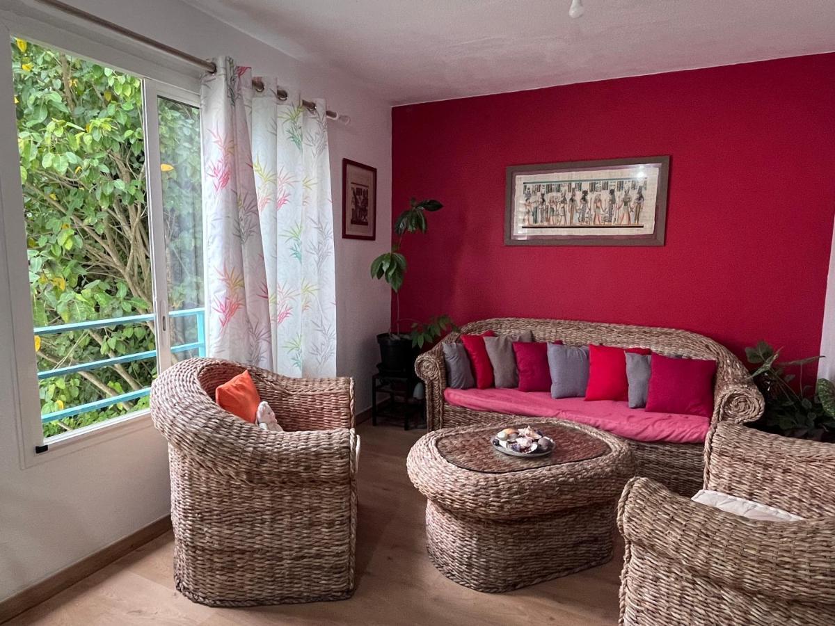 Chambre Chez L'Habitant A 5Mn De L'Aeroport Лез-Абим Экстерьер фото